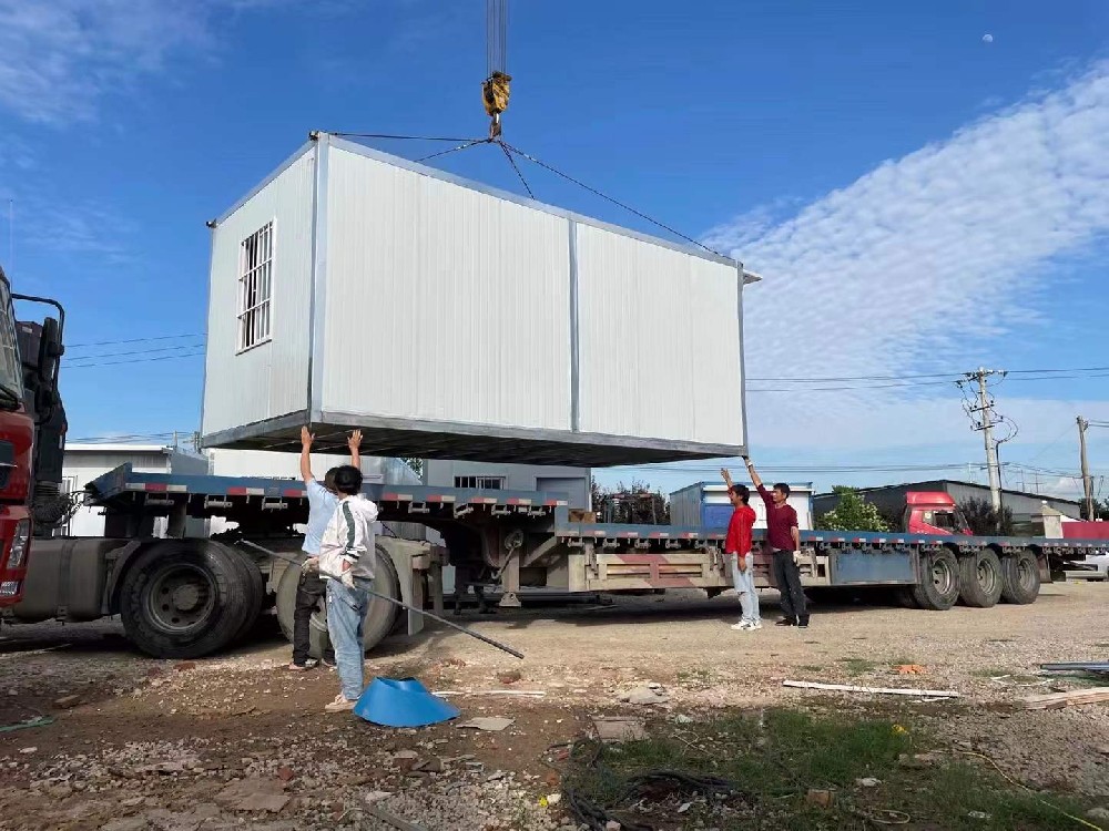 16標箱發往壺口瀑布