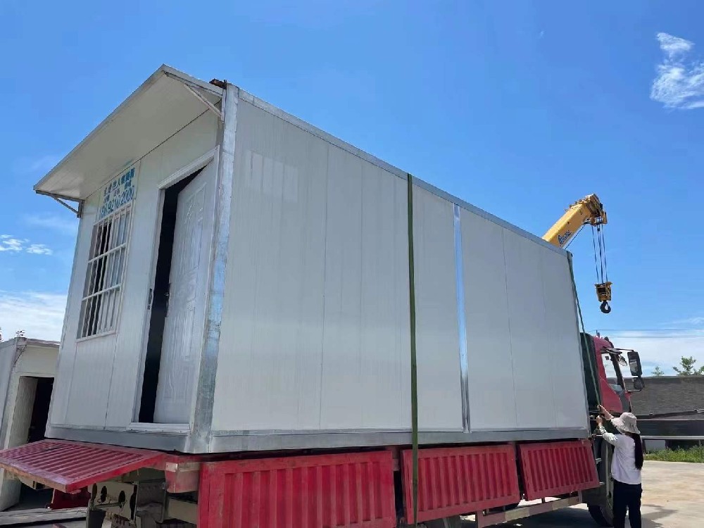 住人集裝箱如何做好防腐防銹處理