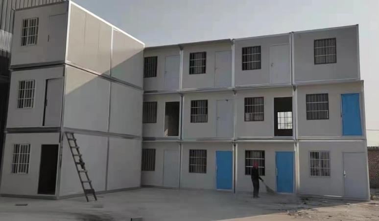 咸陽箱式活動房的廣泛應用,為人們的生活和工作起到了很大的保障作用